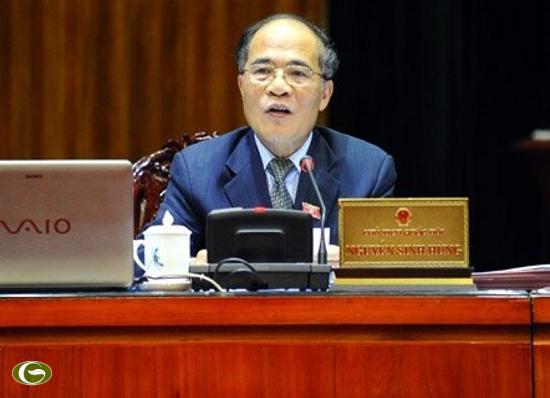 ທ່ານປະທານສະພາແຫ່ງຊາດ ຫງວຽນຊິງຮຸ່ງ ເຮັດວຽກກັບຄັງເງິນແຫ່ງລັດ